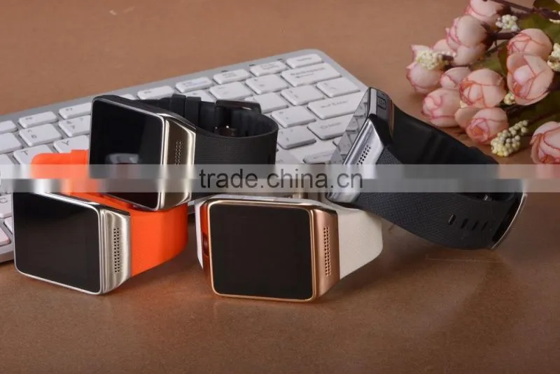 2015 New Fashion Design Bluetooth Smart Watch Phone