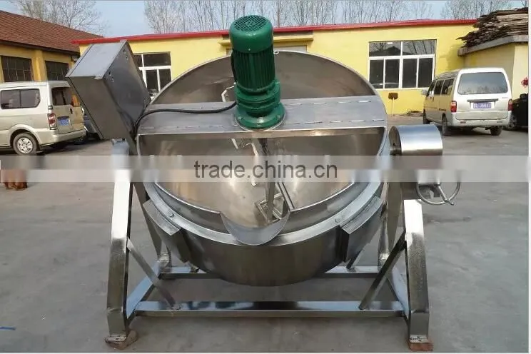 Gas heating large cooking pot