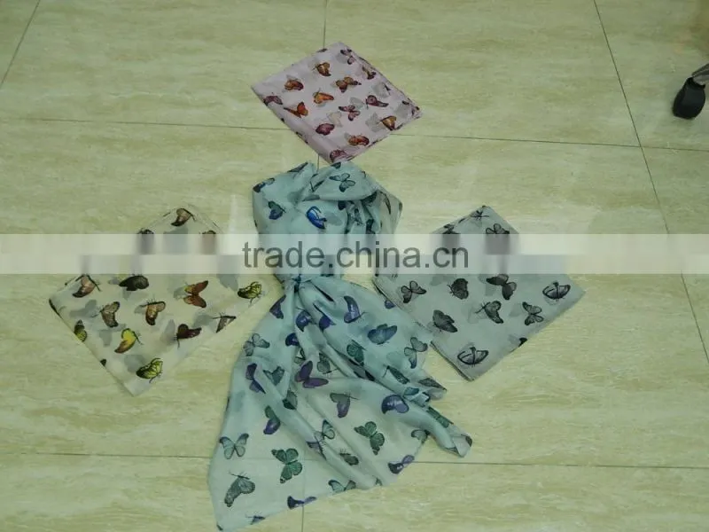 fashionable fancy printed silk scarf 90*90cm