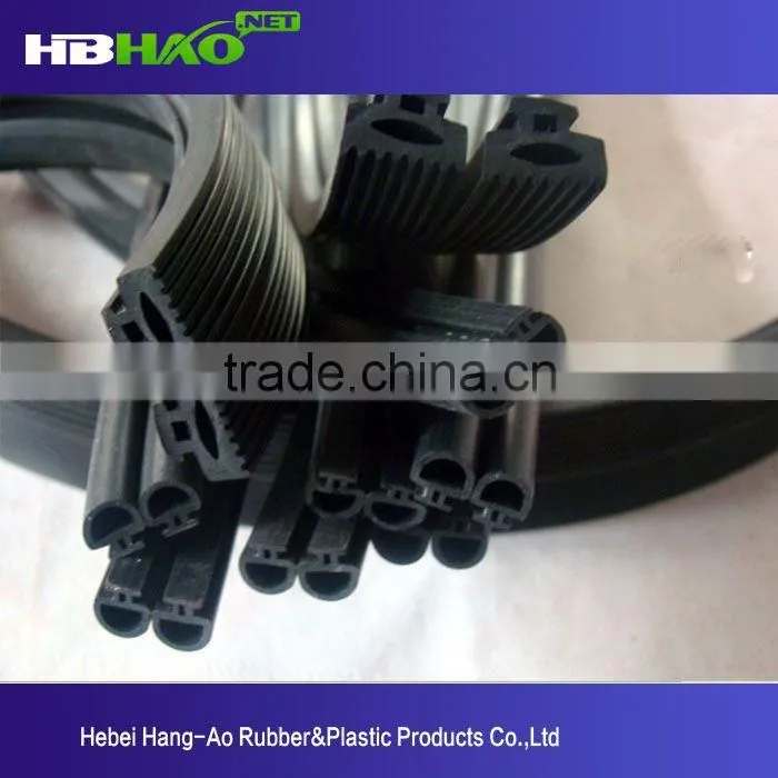 Wooden door curtain wall sealing strip