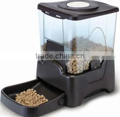 Travel Pet Feeder, Dog Cat Smart Travel Feeder, Pet Food Feeder