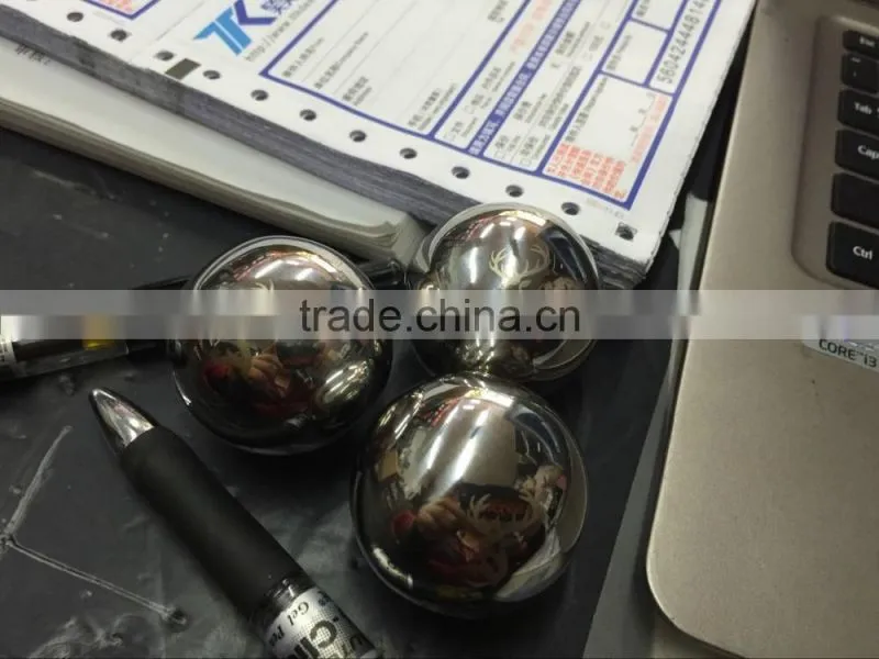 Whisky Ice Balls - Whiskey Chillers Made of Stainless Steel Whiskey Ice Balls