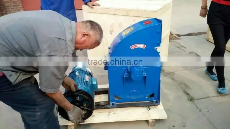 Hot sale corn grinder for chicken feed