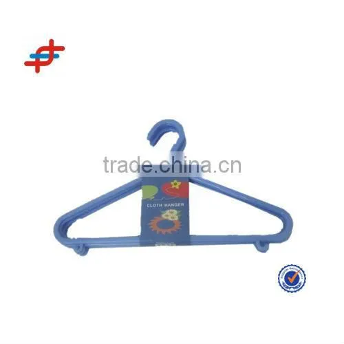 Plastic clothes hangers, thick, 6PCS