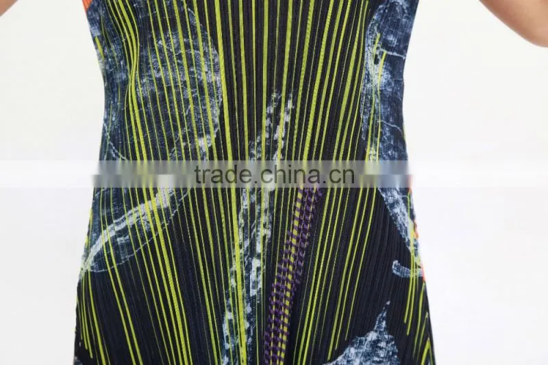 Wholesale chromatic wrinkle clothing slimming A-line dress for lady
