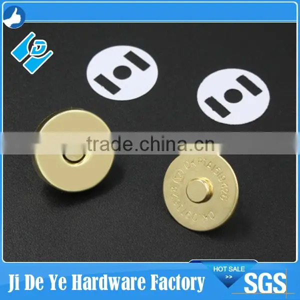 wonderful effects hot sales brass nickel leather travel bag magnetic button