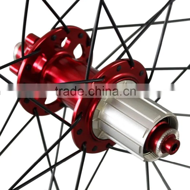 2016 best quality 700c50mm clincher Road Disc wheelset China carbon disc wheels
