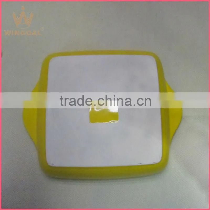 Microwave ceramic and stoneware bakeware