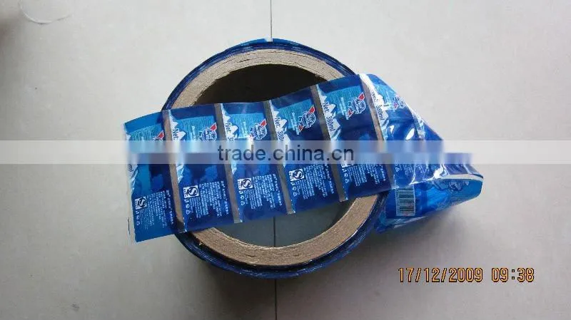 Shrink bottle label film on roll