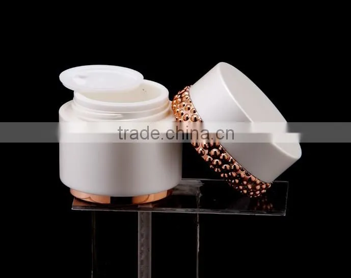Empty round plastic bottles with airless pump acrylic cosmetic bottle