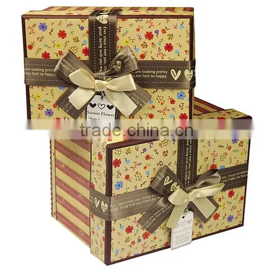 Delicate Ribbon Bow Gift Box