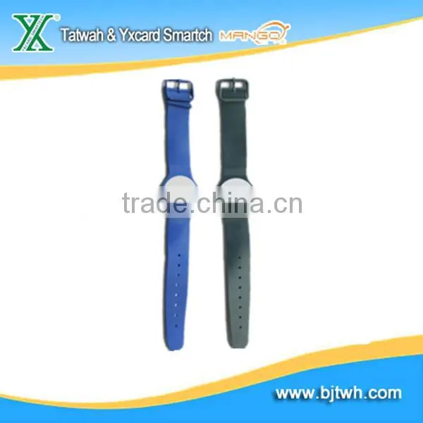 IC 125KHz nominal RFID Wrist band
