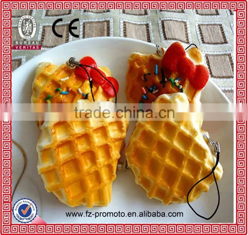 2016 Promotional Christmans gift / Foam Toy cake shaped