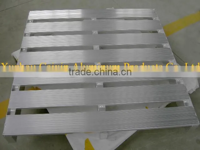 LIGHTWEIGHT HEAVY DUTY ALUMINUM PALLET