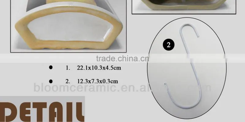 Ceramic humidifier for ventilator with metal "S" hook