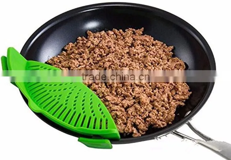 Snap 'n Strain Universal Strainer Colander