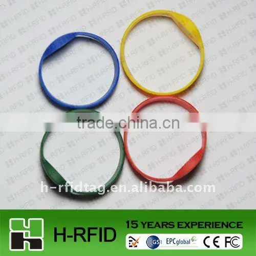 2013 China new design HF access control wristband