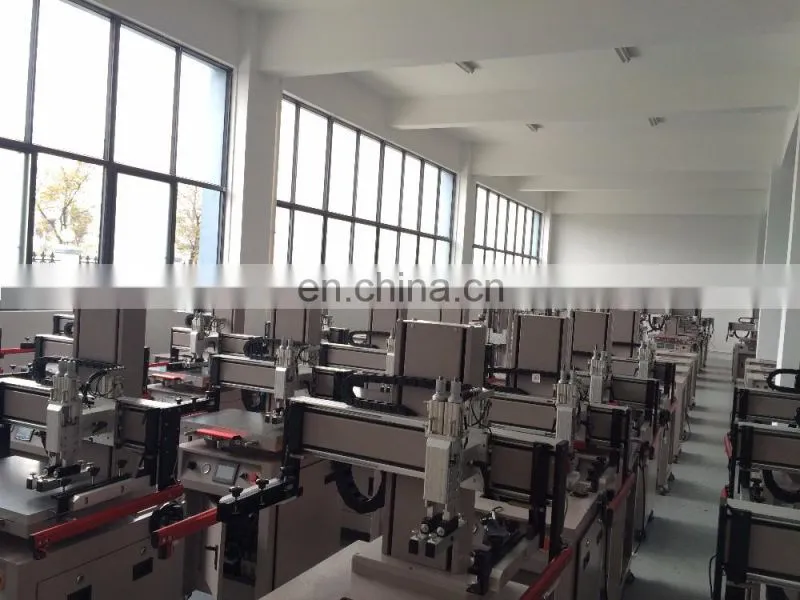 Automatic woven label fabric label wash care label cutting machine