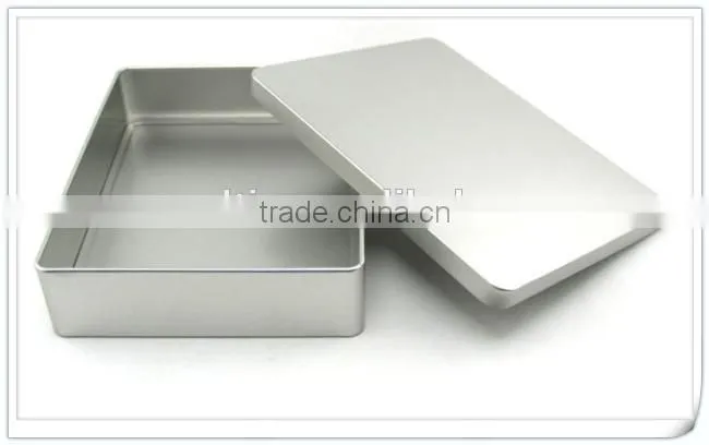 Safe empty tin cans for food