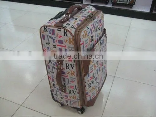 The newest Spinner Carry-on luggage Set