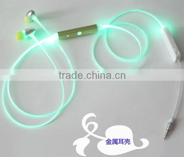 2015 Newest arrival shiny lighting LED earphone with microphone
