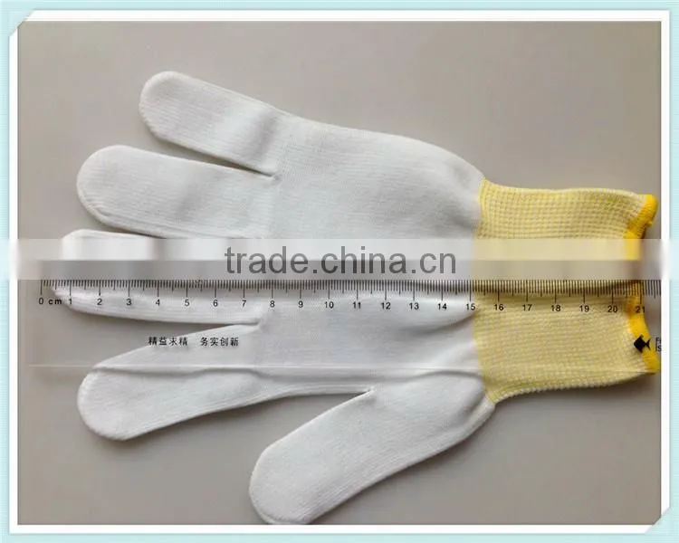 Dust room used 13 gauge knitted white Nylon Gloves 4131