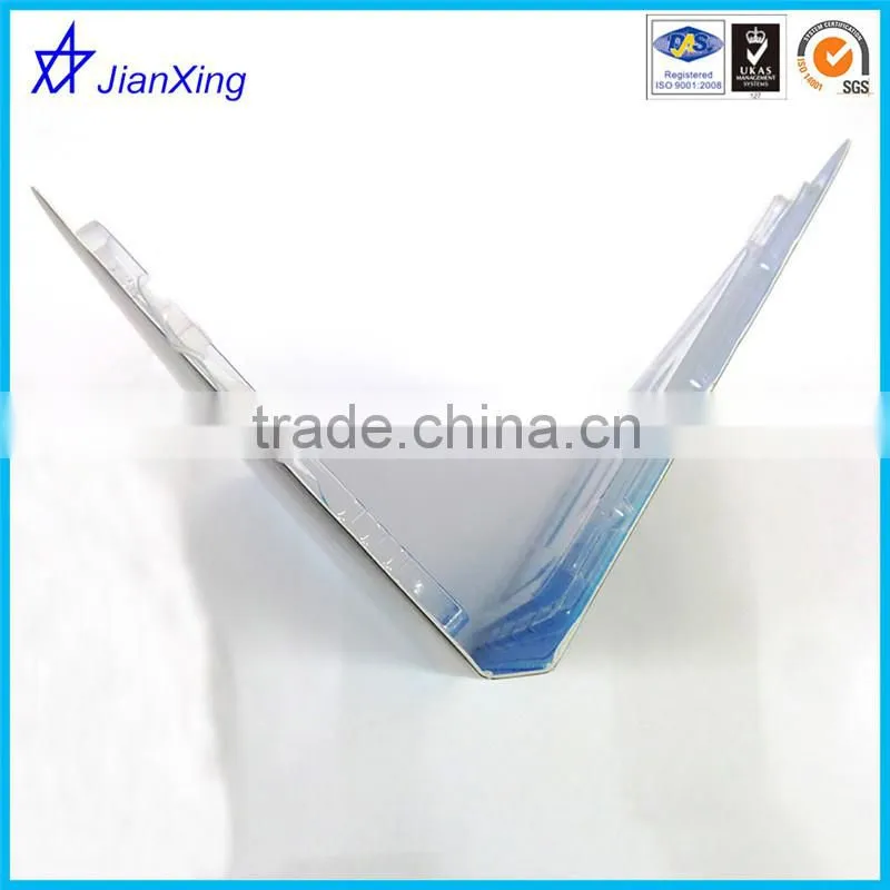 Blister packaging for accessories