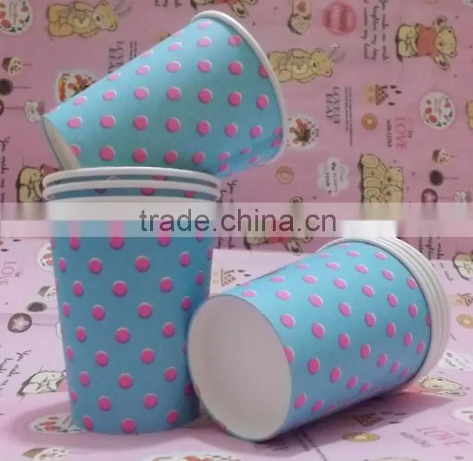 Christmas tree disposable paper cup with light bule color