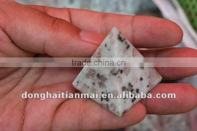 Wholeslae Natural QUARTZ Crystal HEALING Pyramid