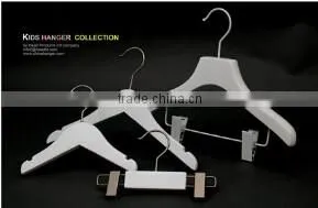 Luxury suit wood hanger,High quality clothing hanger,clothing hanger stand