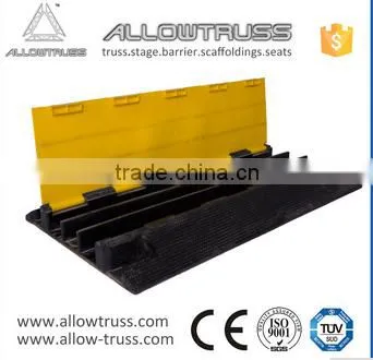 high tear resistance hardness strong cable protector humps,rubber road hump