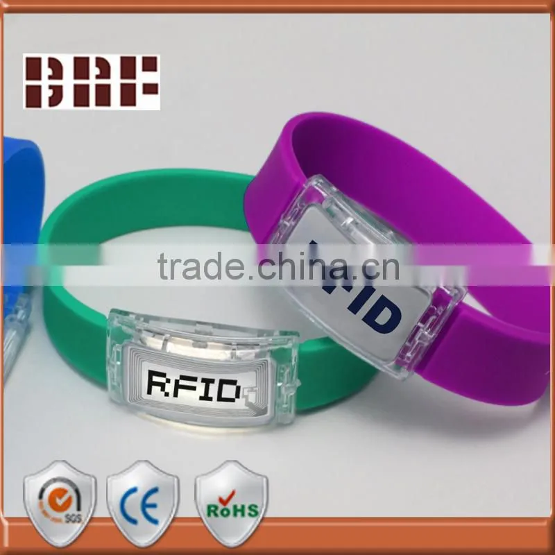 bespoke silicone RFID silicone wristbands for promotion