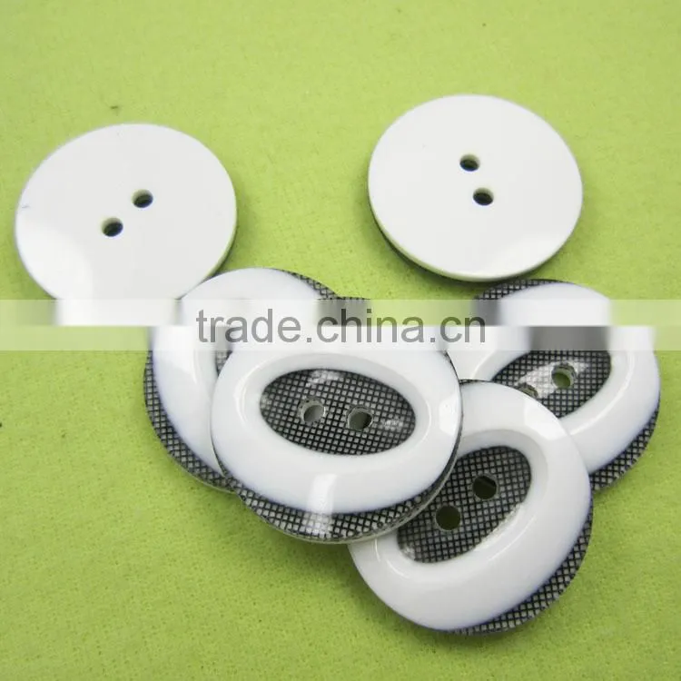 SGS certified wholesale newest fashion 2 hole black and white button,doll fish eye button