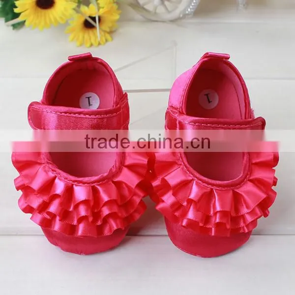 pretty infant baby girl shoes with red flower
