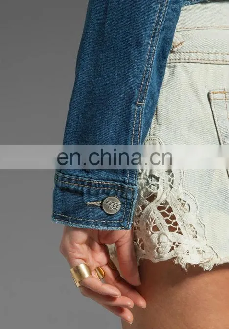 Wholesale long sleeve Denim Jacket button wash light blue oversize women denim jacket
