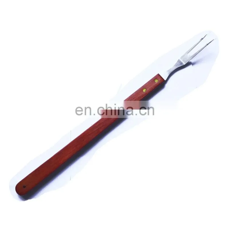 Wood handle good nice marshmallow roasting fork