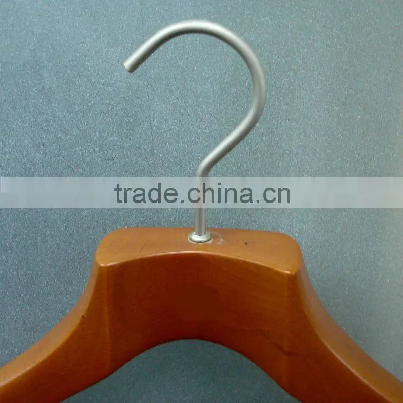 lambdoidal wooden hanger for garment