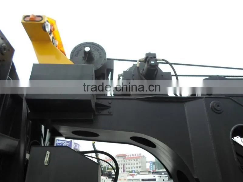 HOWO 8x4 road wrecker truck with good price for sale 008615826750255 (Whatsapp)