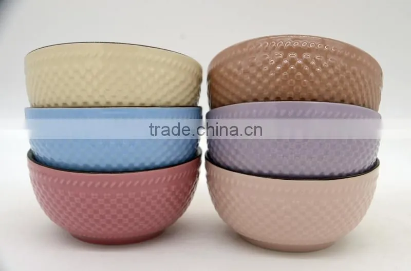 solid glaze embossed bowl