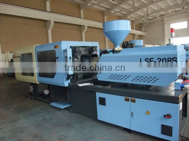 Energy saving plastic injection machine