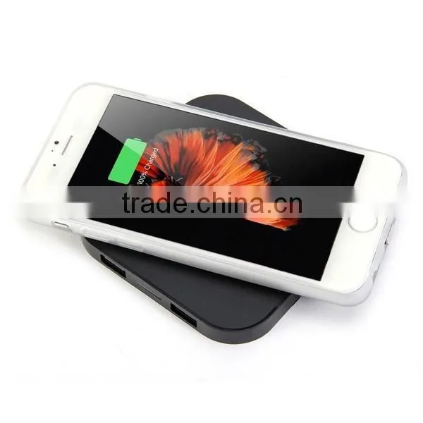 Portable Q8 QI Wireless Charger 2 USB Port Moblie Phone Charging Pad For iPhone Samsung HTC