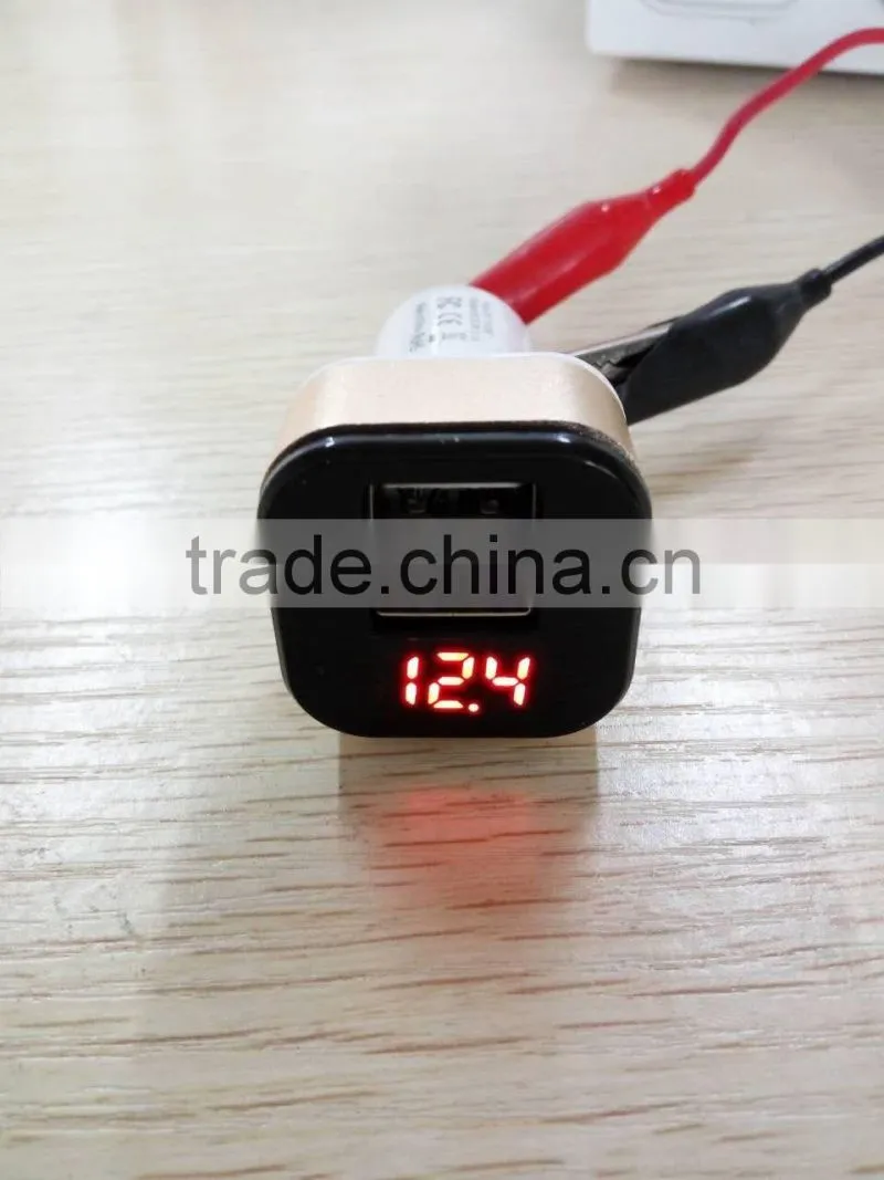 Cheap Wholesale white and silver Dual USB Car Charger for mobile devices customized mini Universal USB port