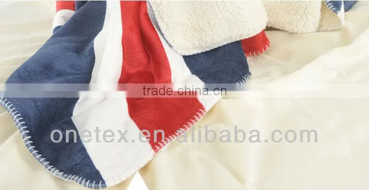 Print Micro Fur & sherpa Reversible throw blanket