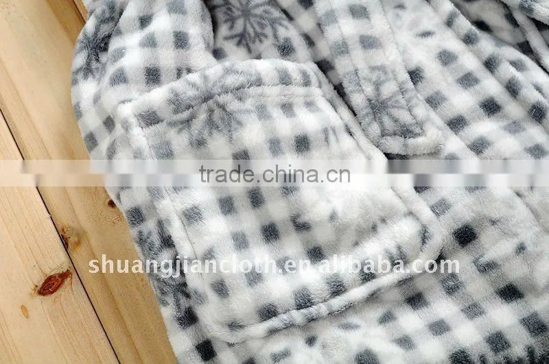 100%polyester coral fleece bathrobe