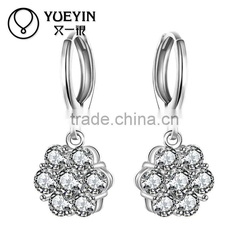 2015 fashion style with diamond silver plated earring