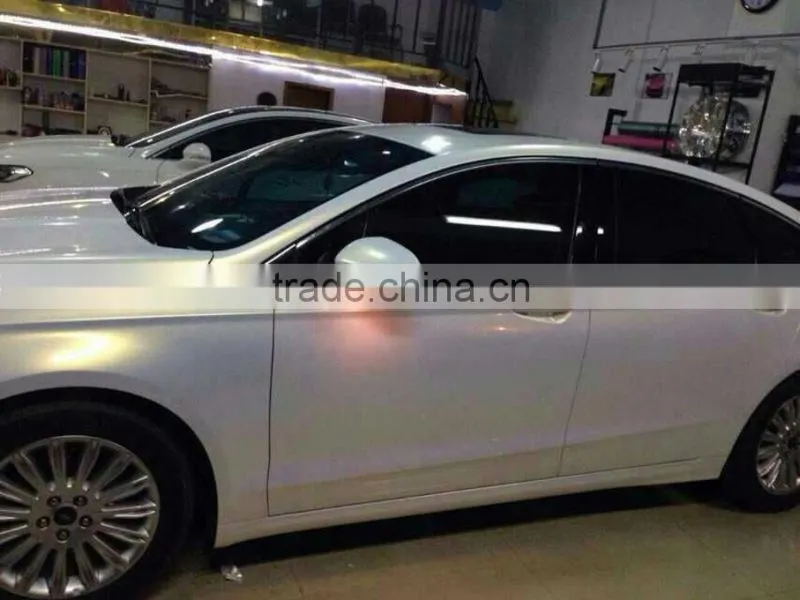Best Selling 1.52*20m pearl chameleon white film for car sticker, white to gold car wrapping film