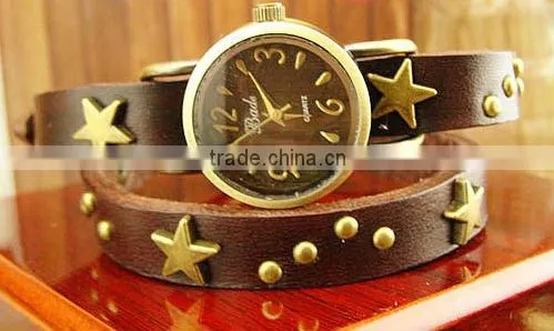 Pu leather wrap watch with stars on the strap