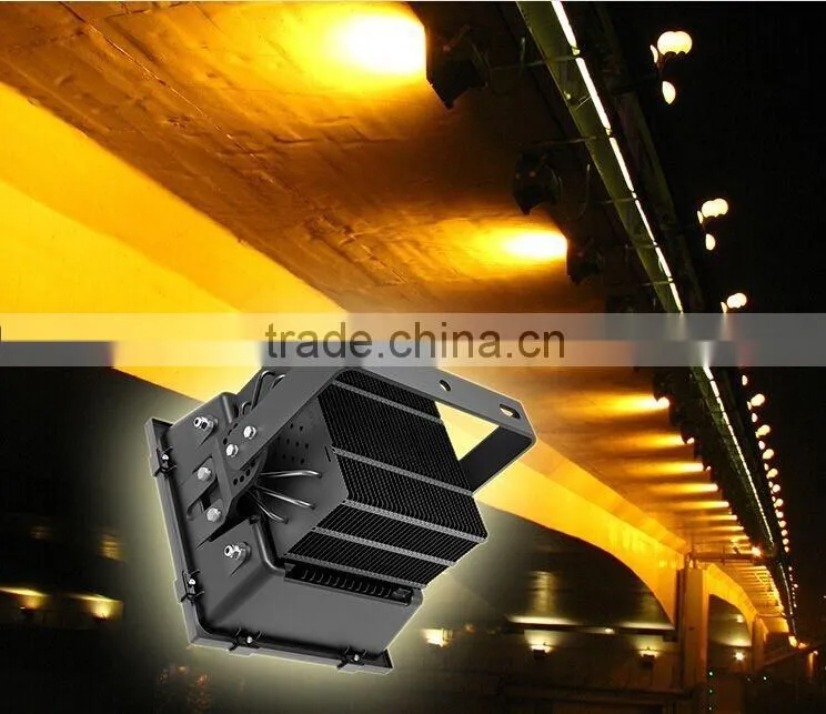 Shenzhen manufacture high efficacy white color smd 1000w led high bay light