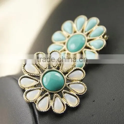 Alloy crystal handmade fabric flowers brooch