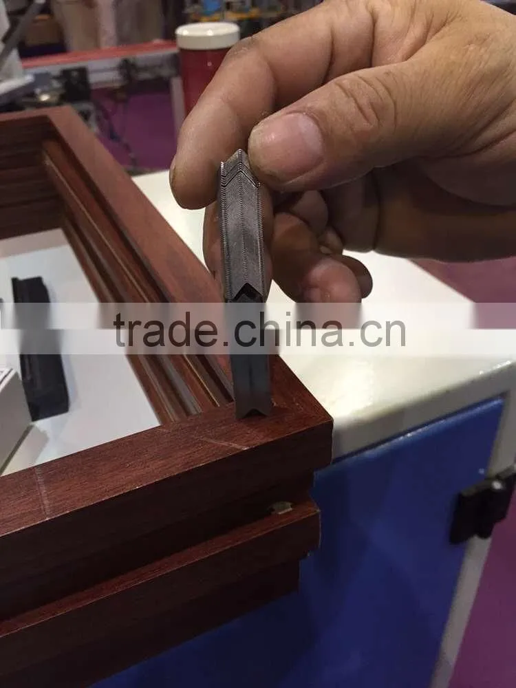 Innovative Design CNC Double Angle Nailing Machine for Photoframe